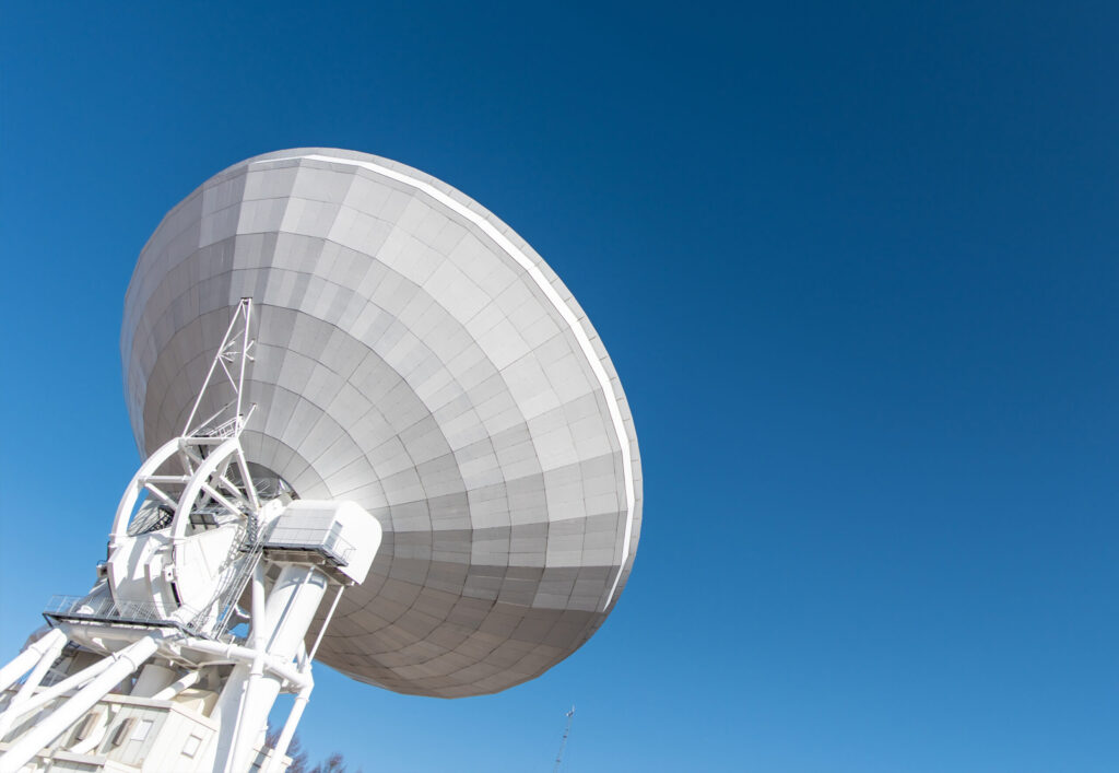 Wir sind in der Branche Telekommunkation tätig. Unsere Arbeitsbereiche sind: Rundfunk, militärische Kommunikationsnetzwerke und Breitband-VSAT
