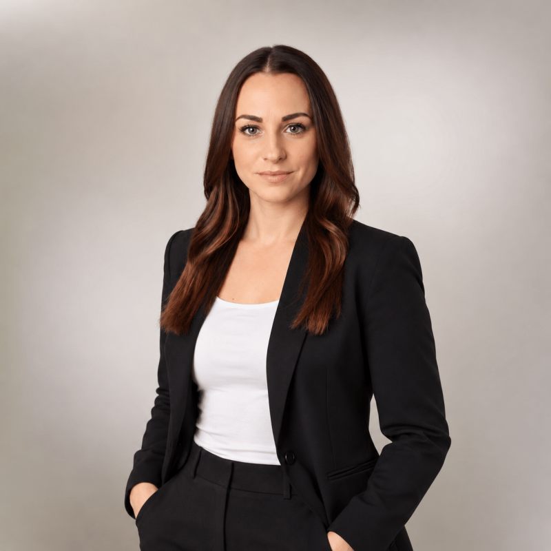 Natascha-über-uns
